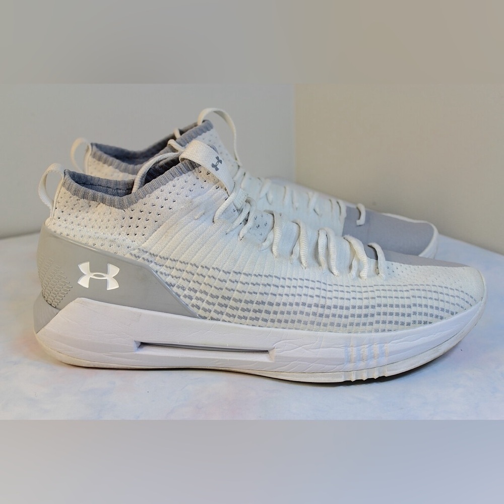 Under Armour Men's Gray and White Athletic Shoes